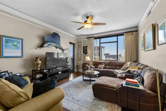 Listing Photo 16