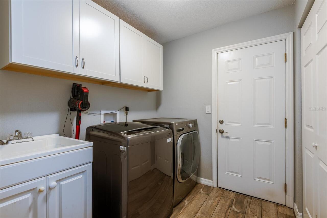 Listing Photo 7