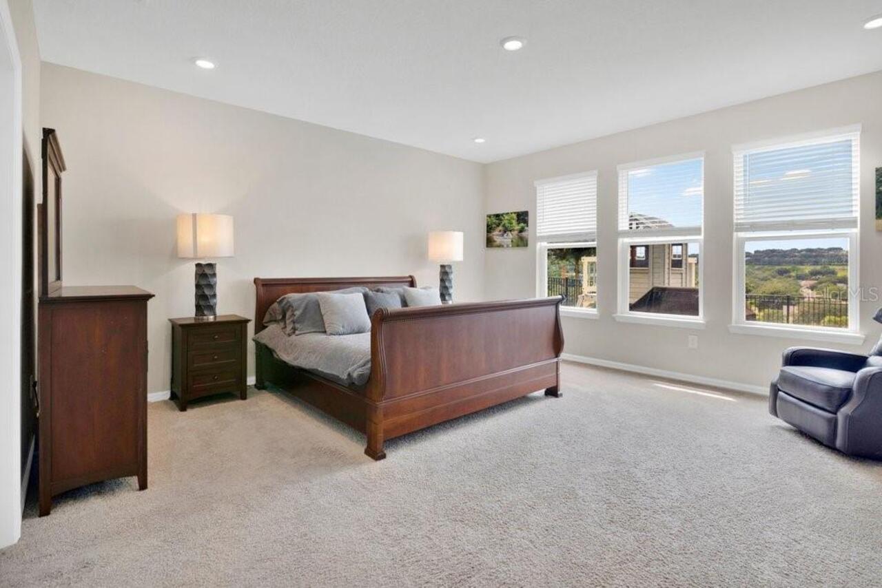 Listing Photo 18