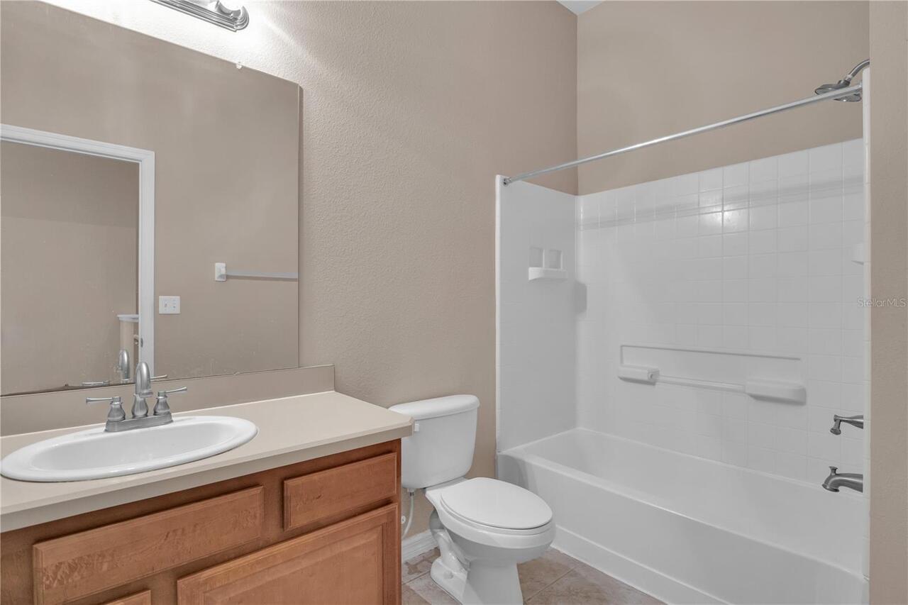 Listing Photo 14