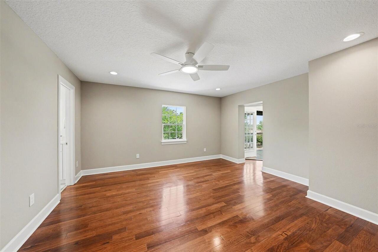 Listing Photo 42