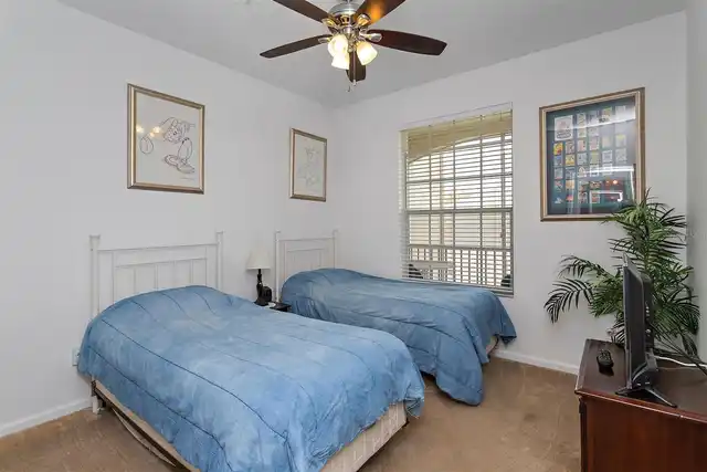 Listing Photo 16