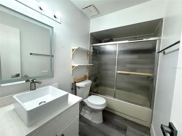 Listing Photo 19