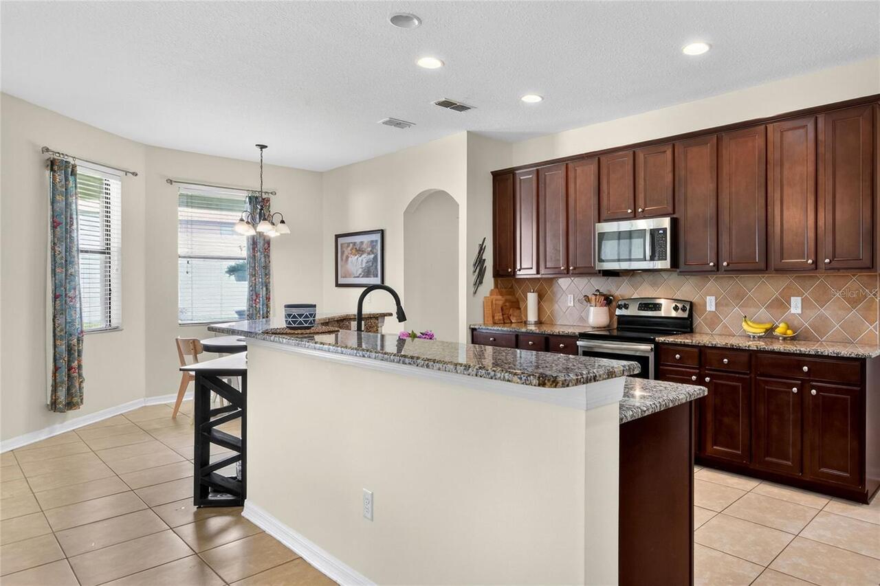 Listing Photo 17