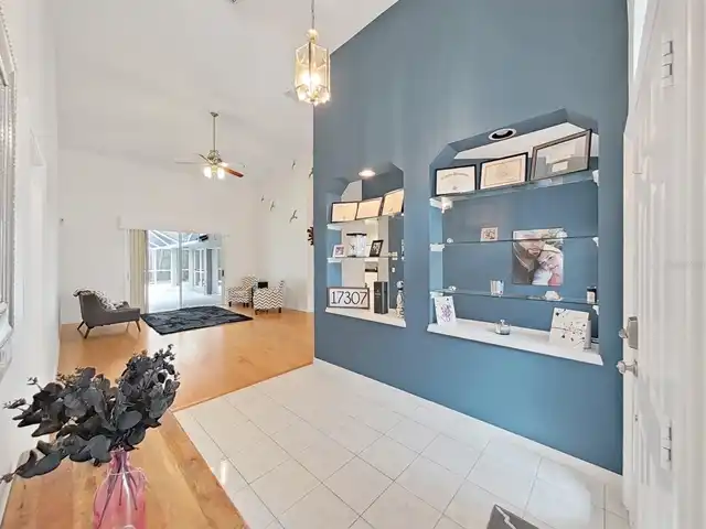 Listing Photo 8