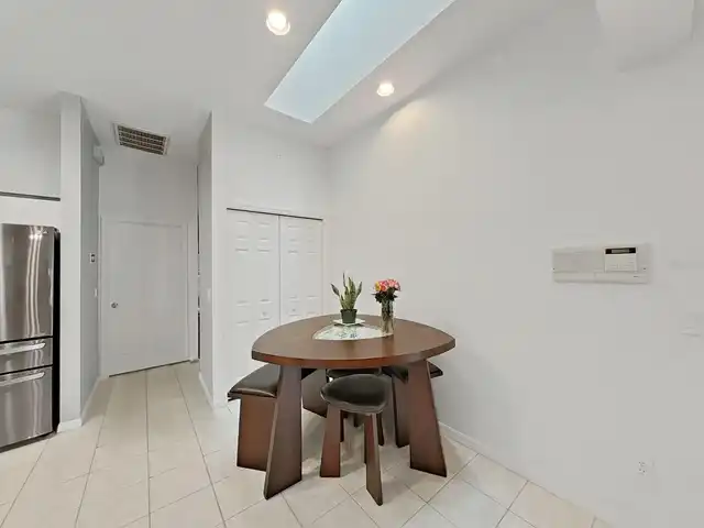 Listing Photo 23