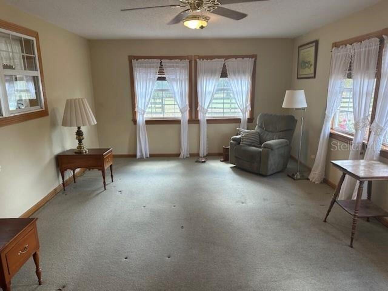 Listing Photo 17