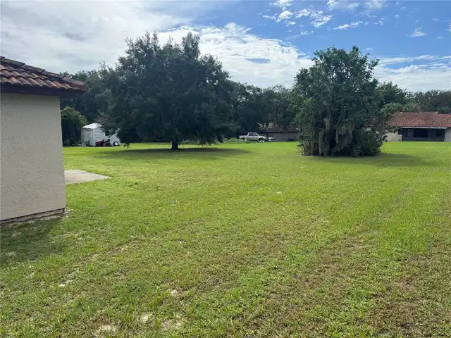 Listing Photo 17