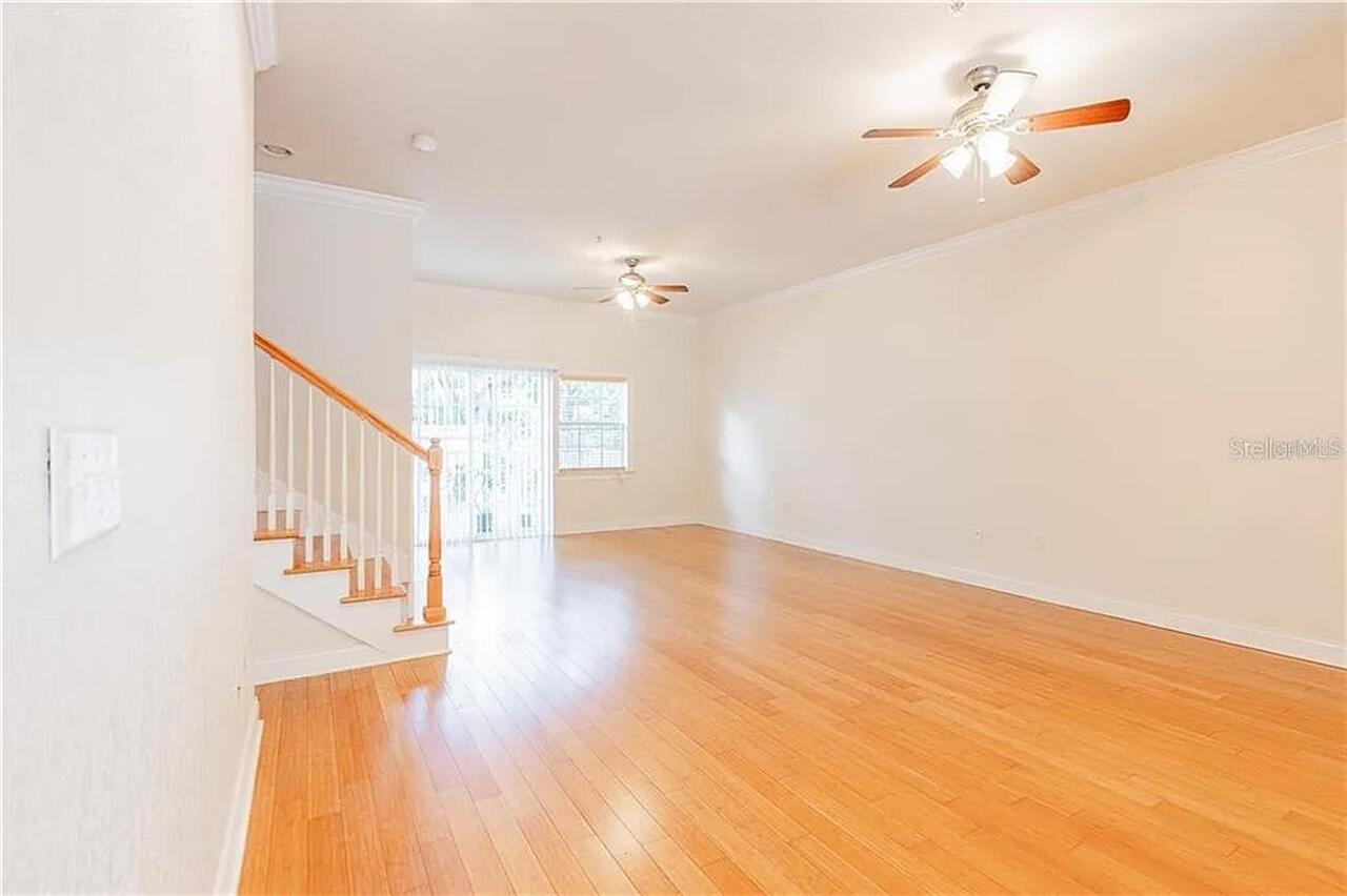Listing Photo 9