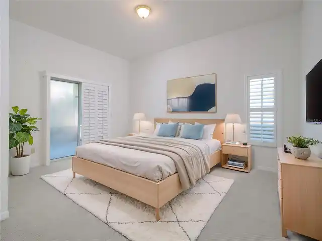 Listing Photo 18