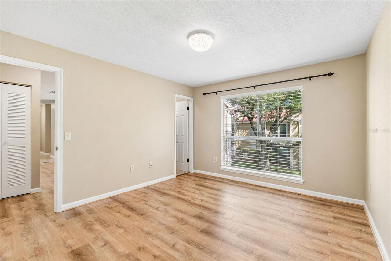 Listing Photo 33
