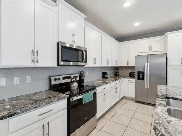 Listing Photo 38