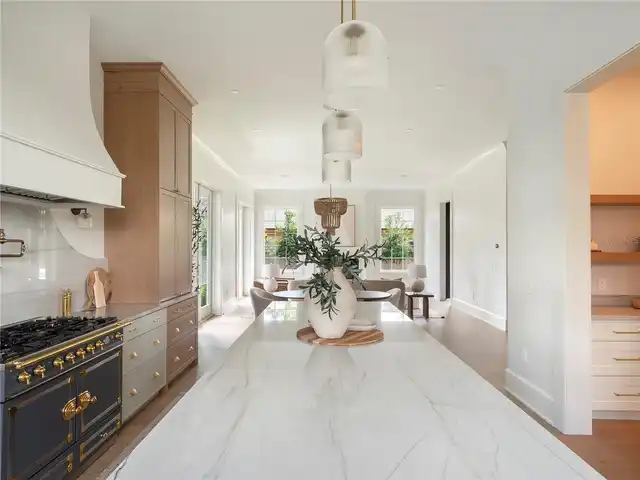 Listing Photo 13