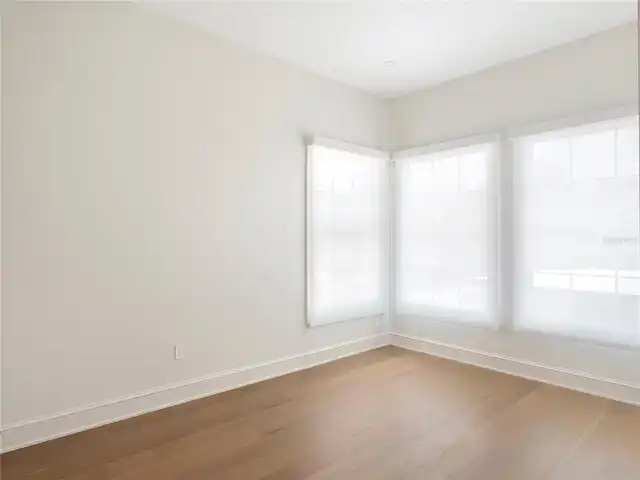 Listing Photo 35