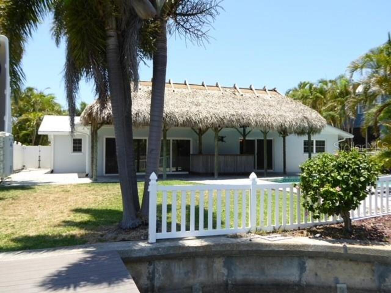 Listing Photo 12