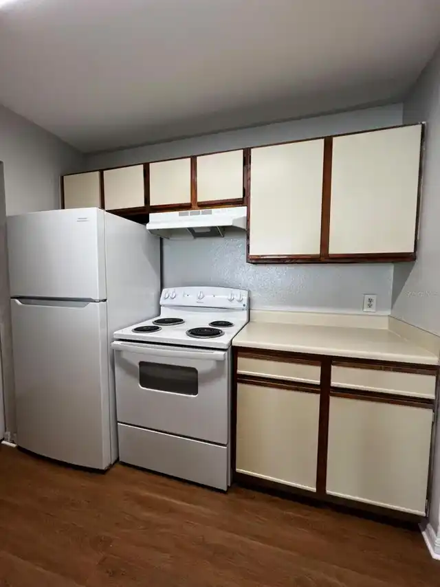 Listing Photo 7