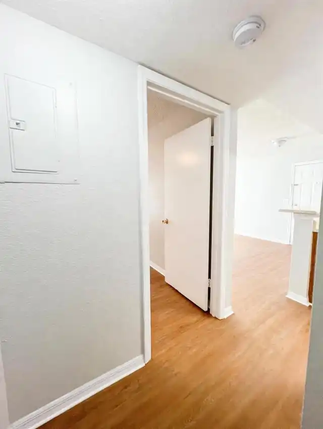Listing Photo 15