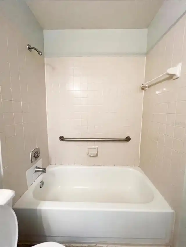 Listing Photo 20