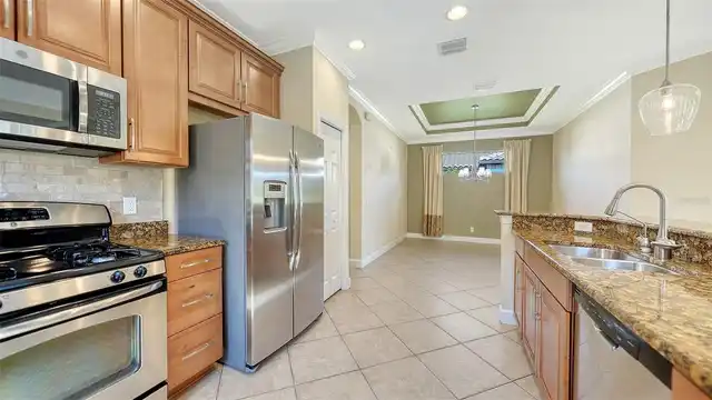 Listing Photo 12