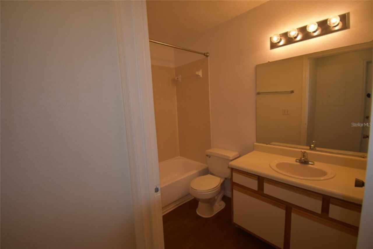 Listing Photo 9