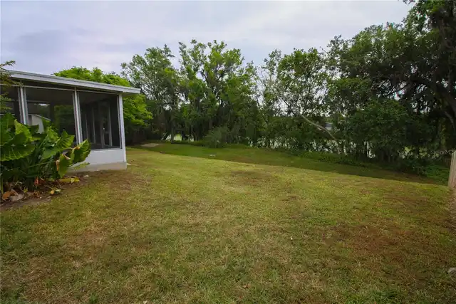 Listing Photo 18