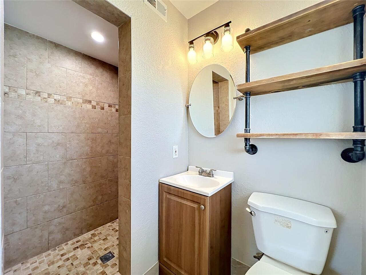 Listing Photo 24