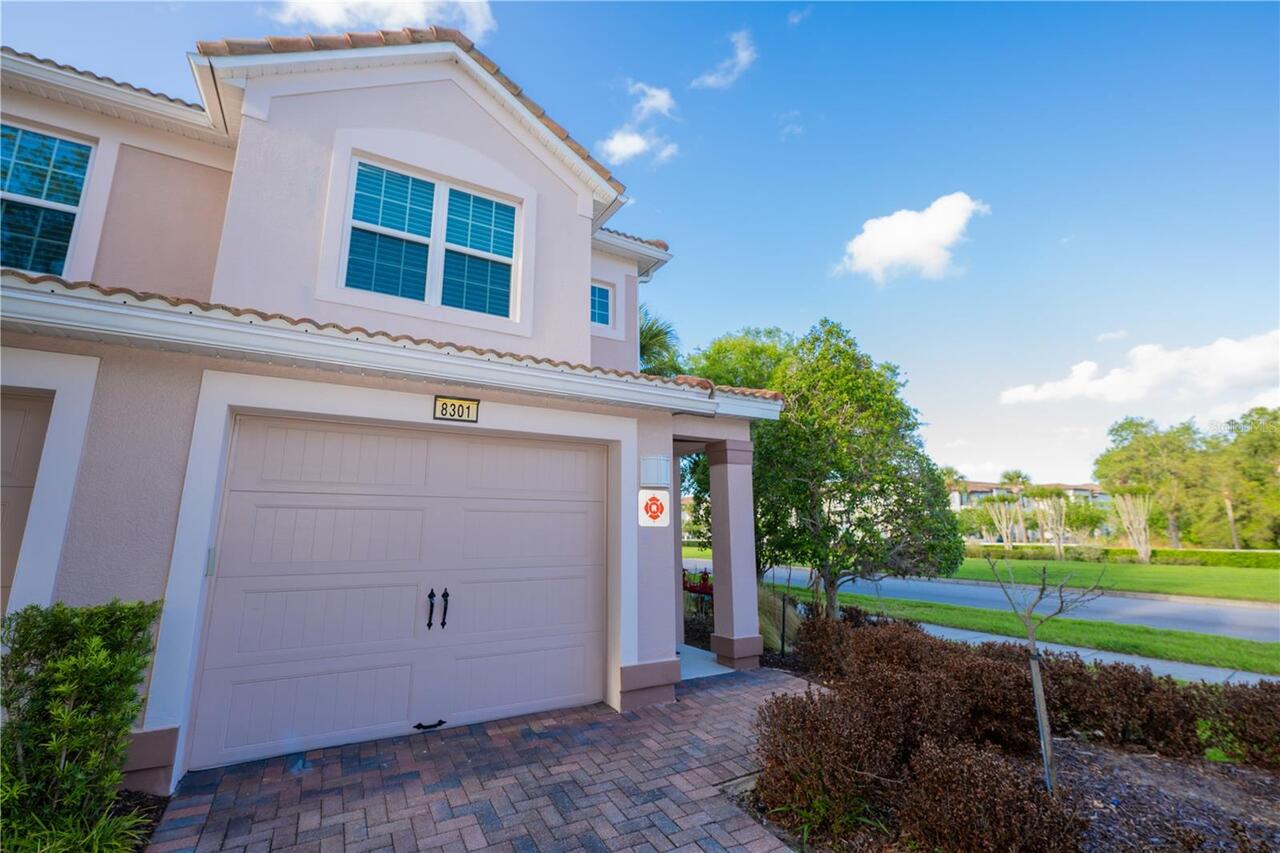 Davenport Real Estate