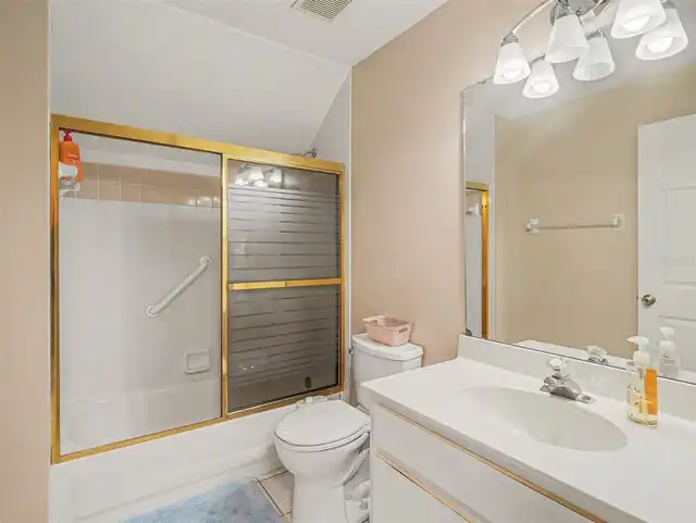 Listing Photo 16