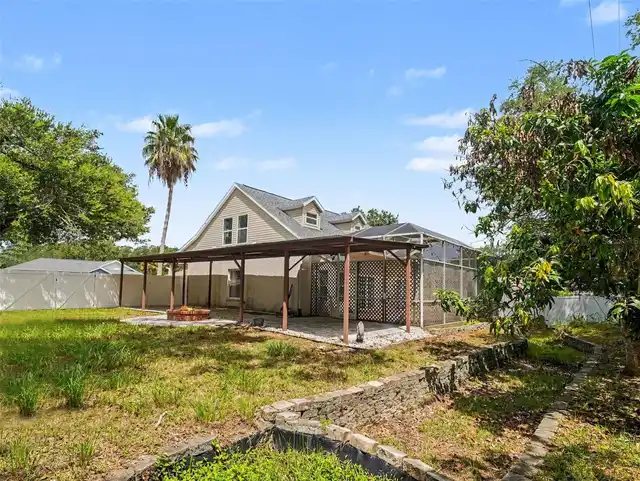 Listing Photo 18