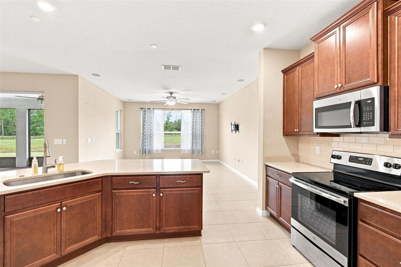 Listing Photo 17
