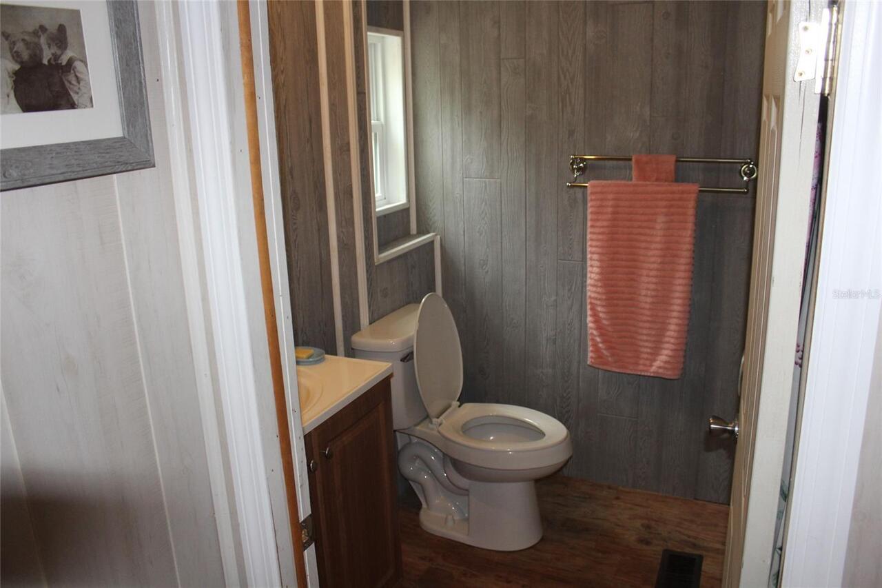 Listing Photo 14