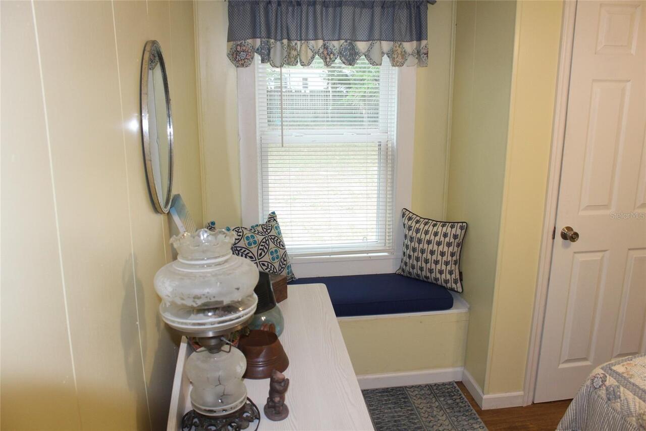 Listing Photo 15