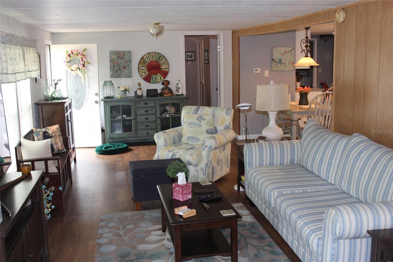 Listing Photo 16