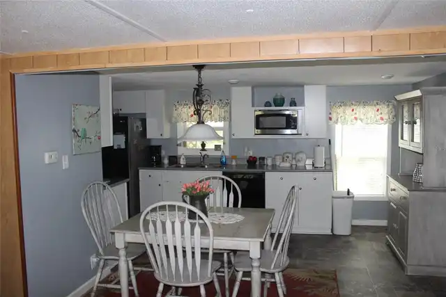 Listing Photo 22