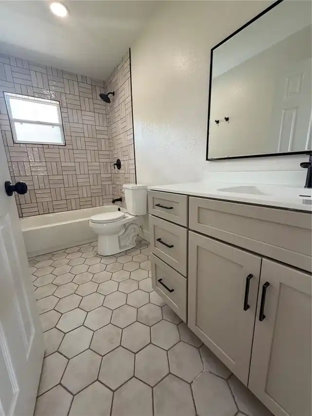 Listing Photo 22