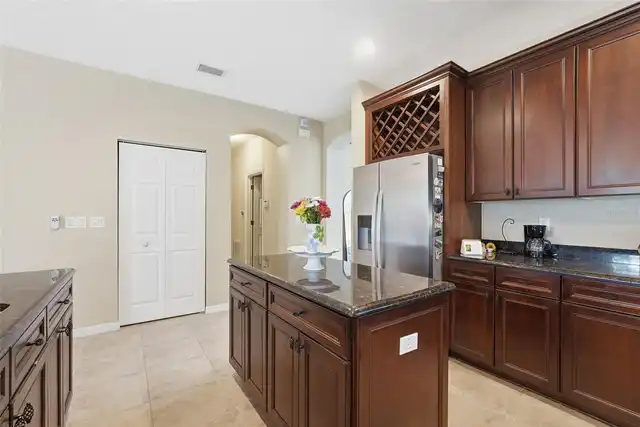 Listing Photo 16