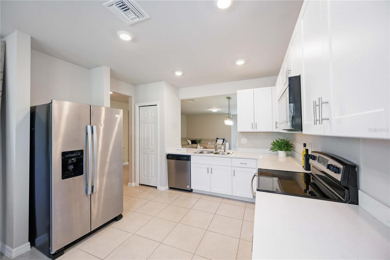 Listing Photo 10