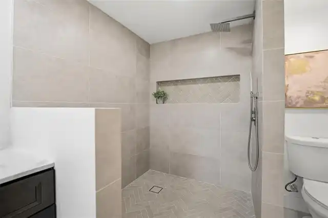 Listing Photo 47