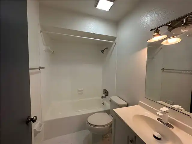 Listing Photo 17