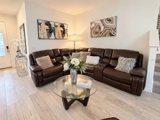 Listing Photo 7
