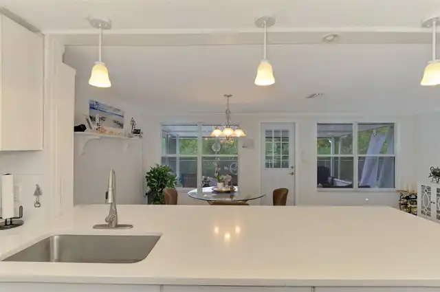 Listing Photo 15