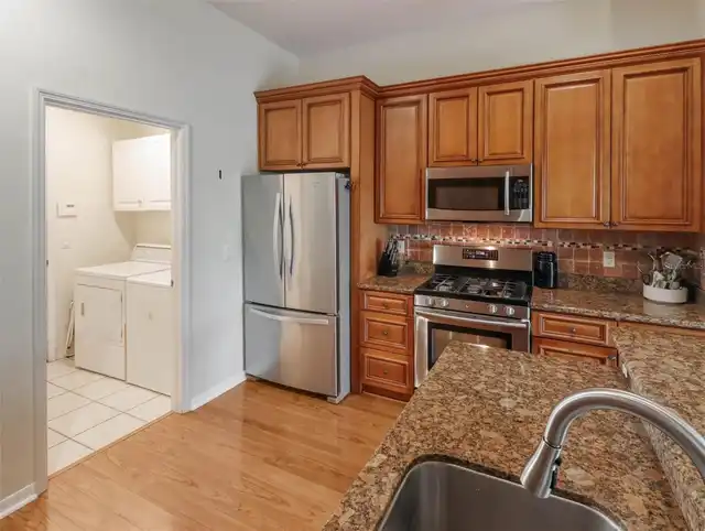 Listing Photo 19