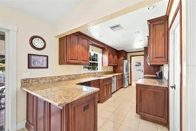 Listing Photo 22