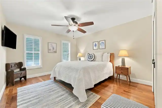 Listing Photo 33