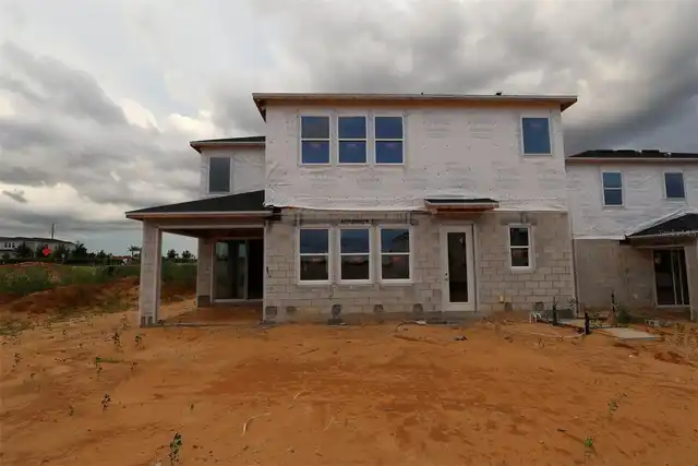 Listing Photo 17