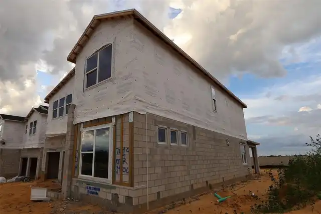 Listing Photo 19