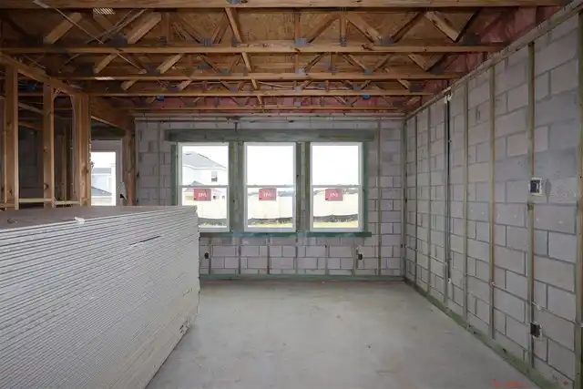 Listing Photo 7
