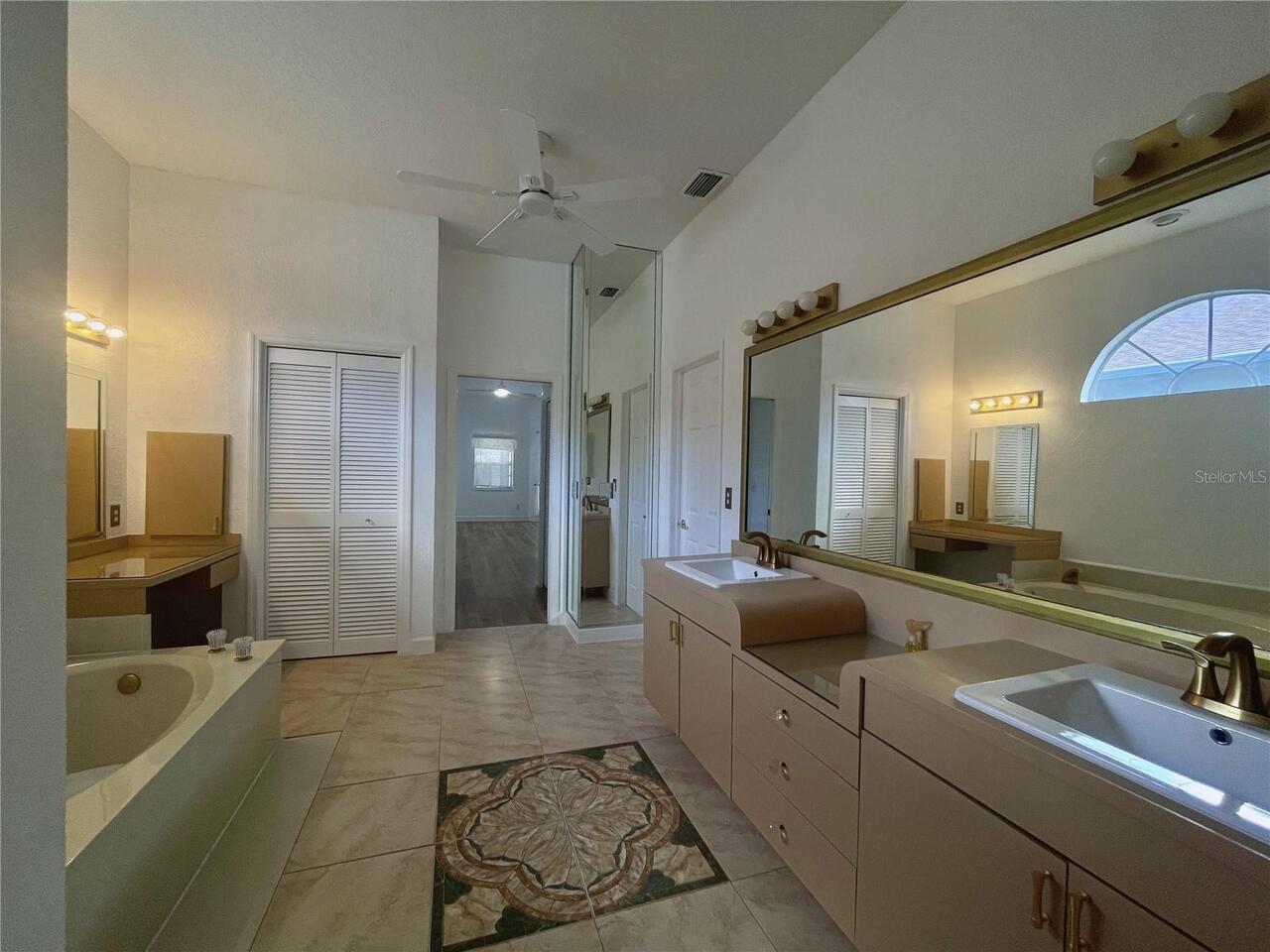 Listing Photo 13