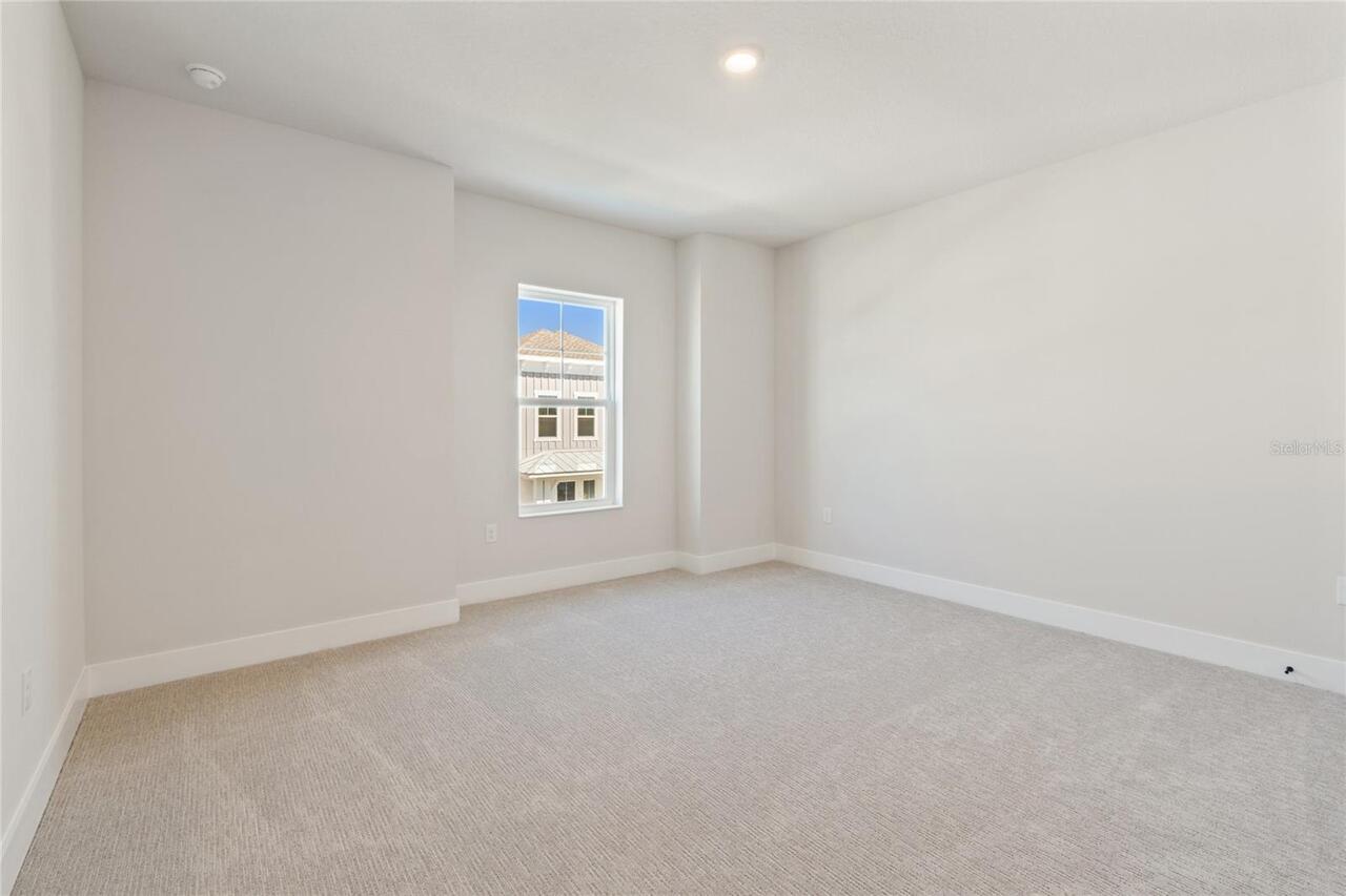 Listing Photo 37