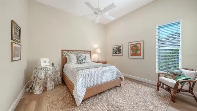 Listing Photo 34